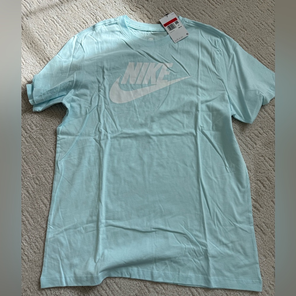Men’s Nike T-Shirt